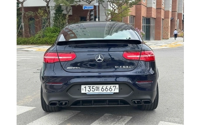 mercedes-benz-glc-63-amg - 3