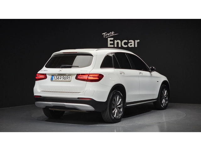 Mercedes-Benz GLC GLC350e 4MATIC | Plug-in Hybrid | Memory | - автомобили, коли, обяви за нови и употребявани 1