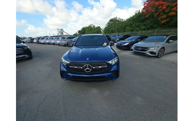 mercedes-benz-glc - 0