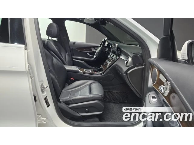 Mercedes-Benz GLC 300 | 4MATIC | AMG LINE - автомобили, коли, обяви за нови и употребявани 11
