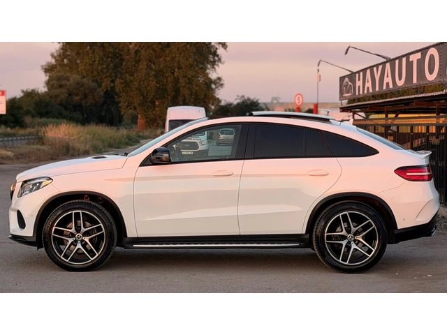 Mercedes-Benz GLC Coupe 350 d= 4Matic= AMG= Panorama= Camera= Premium= - автомобили, коли, обяви за нови и употребявани 7