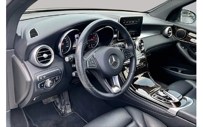 mercedes-benz-glc-glc-300-4m-awd-leather-sunroof-navigation-all-wheel-drive - 1