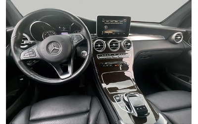 mercedes-benz-glc-glc-300-4m-awd-leather-sunroof-navigation-all-wheel-drive - 3