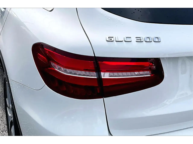 Mercedes-Benz GLC GLC 300-4M | AWD | Leather | Sunroof | Navigation All Wheel Drive - автомобили, коли, обяви за нови и употребявани 8