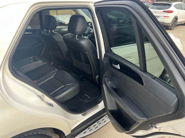 Mercedes-Benz GLE 250 AMG 4Matic - автомобили, коли, обяви за нови и употребявани 9