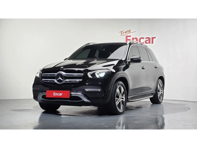 Mercedes-Benz GLE 300 9G TRONIK* AIRMATIC* KEYLESS* AMBIENT* КРАЙНА ЦЕНА - автомобили, коли, обяви за нови и употребявани 0