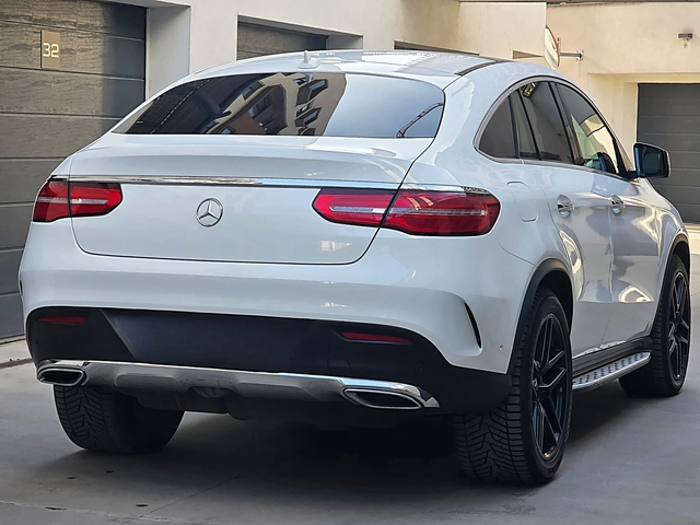 Mercedes-Benz GLE 350 Mercedes GLE350d AMG LINE* CAM360* PANO* * HARMAN* - автомобили, коли, обяви за нови и употребявани 5