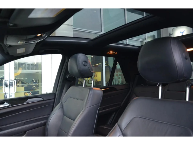 Mercedes-Benz GLE 350 AMG packet* H&K* Подгреви* 360* Пано - автомобили, коли, обяви за нови и употребявани 14