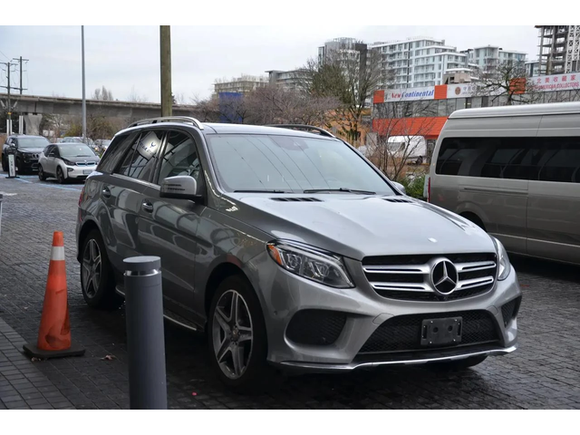 Mercedes-Benz GLE 350 AMG packet* H&K* Подгреви* 360* Пано - автомобили, коли, обяви за нови и употребявани 2