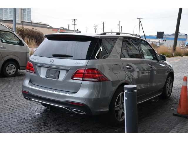 Mercedes-Benz GLE 350 AMG packet* H&K* Подгреви* 360* Пано - автомобили, коли, обяви за нови и употребявани 3