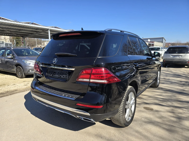 Mercedes-Benz GLE 350 D 4MATIC AMG Топ състояние - автомобили, коли, обяви за нови и употребявани 3