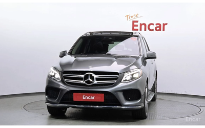 mercedes-benz-gle-350 - 1