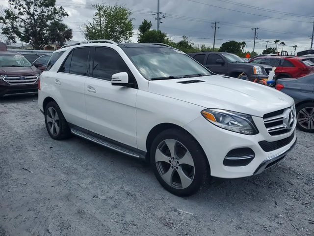 Mercedes-Benz GLE 350 - автомобили, коли, обяви за нови и употребявани 1