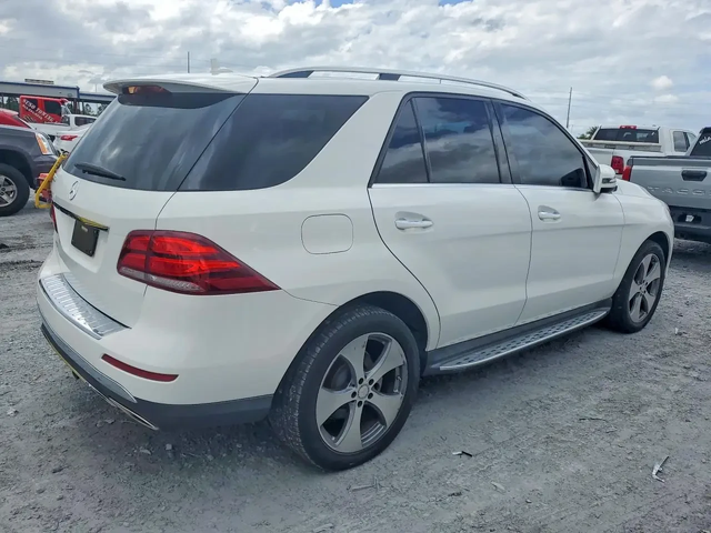 Mercedes-Benz GLE 350 - автомобили, коли, обяви за нови и употребявани 4