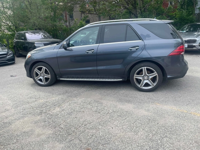 Mercedes-Benz GLE 350 D * AMG * 360 * PANO * CARFAX * - автомобили, коли, обяви за нови и употребявани 2