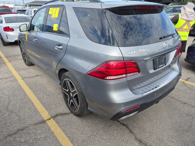 Mercedes-Benz GLE 350 D * AMG * 360 CAMERA * CARFAX * H&K * - автомобили, коли, обяви за нови и употребявани 3