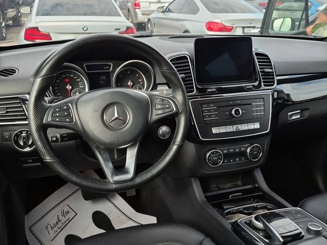 Mercedes-Benz GLE 350 D * AMG * 360 CAMERA * CARFAX * H&K * - автомобили, коли, обяви за нови и употребявани 5