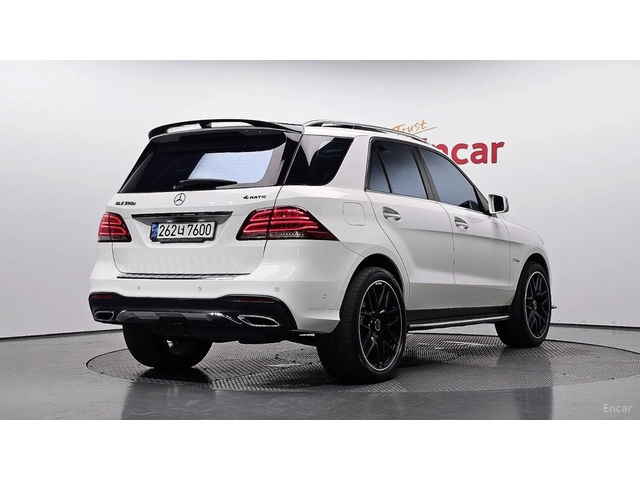 Mercedes-Benz GLE 350 4MATIC* AMG LINE* BURMESTER* PANO* DISTRO* ОБДУХ - автомобили, коли, обяви за нови и употребявани 1
