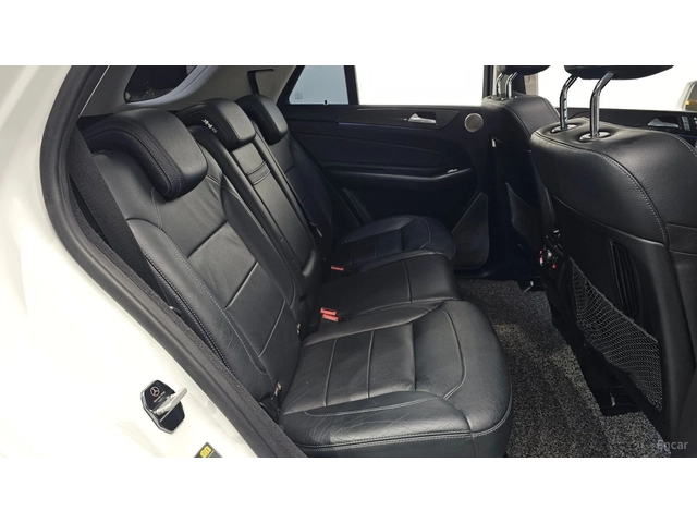 Mercedes-Benz GLE 350 4MATIC* AMG LINE* BURMESTER* PANO* DISTRO* ОБДУХ - автомобили, коли, обяви за нови и употребявани 6