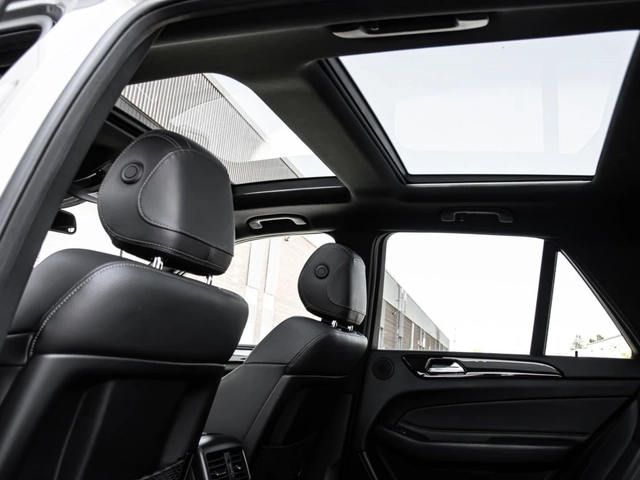 Mercedes-Benz GLE 350 350d 4MATIC | Panorama | Harman Kardon | 360 - автомобили, коли, обяви за нови и употребявани 7
