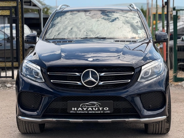 Mercedes-Benz GLE 350 d= 4Matic= AMG= Carbon Pack= HUD= 3xTV= Панорама= - автомобили, коли, обяви за нови и употребявани 1