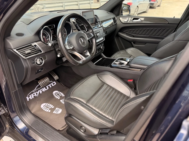 Mercedes-Benz GLE 350 d= 4Matic= AMG= Carbon Pack= HUD= 3xTV= Панорама= - автомобили, коли, обяви за нови и употребявани 7