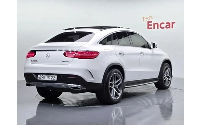 mercedes-benz-gle-350 - 1