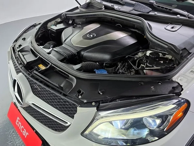 Mercedes-Benz GLE 350 D 4Matic Coupe - САМО 30% АВАНС - автомобили, коли, обяви за нови и употребявани 5