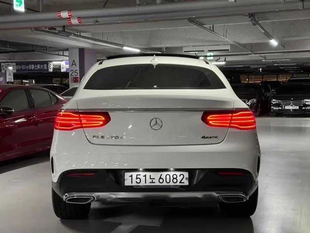 Mercedes-Benz GLE 350 D 4Matic Coupe - САМО 30% АВАНС - автомобили, коли, обяви за нови и употребявани 3