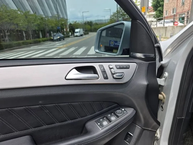 Mercedes-Benz GLE 350 D 4Matic Coupe - САМО 30% АВАНС - автомобили, коли, обяви за нови и употребявани 8