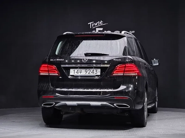 Mercedes-Benz GLE 350 D 4Matic - САМО 30% АВАНС - автомобили, коли, обяви за нови и употребявани 3