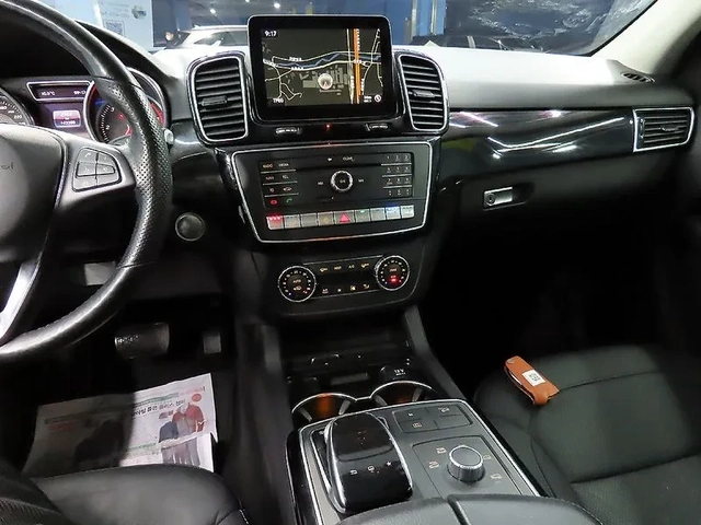 Mercedes-Benz GLE 350 D 4Matic - САМО 30% АВАНС - автомобили, коли, обяви за нови и употребявани 7
