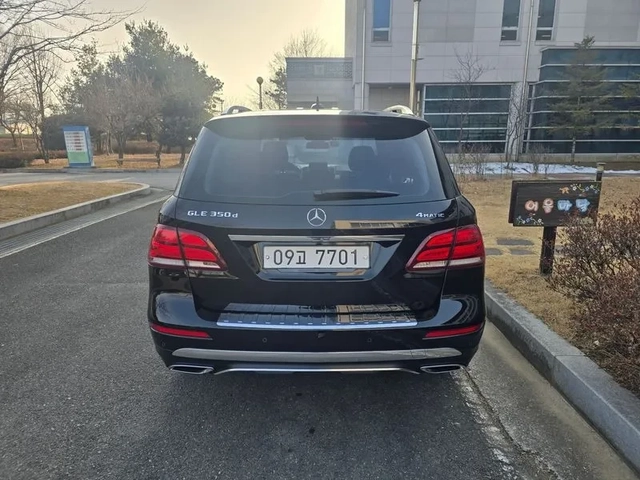 Mercedes-Benz GLE 350 D 4Matic - САМО 30% АВАНС - автомобили, коли, обяви за нови и употребявани 7