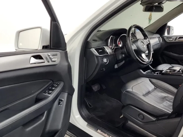 Mercedes-Benz GLE 350 D 4Matic - САМО 30% АВАНС - автомобили, коли, обяви за нови и употребявани 9