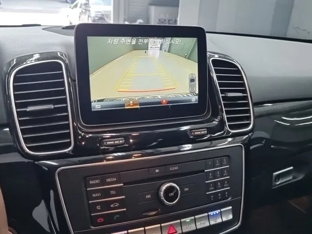 Mercedes-Benz GLE 350 D 4Matic - САМО 30% АВАНС - автомобили, коли, обяви за нови и употребявани 13