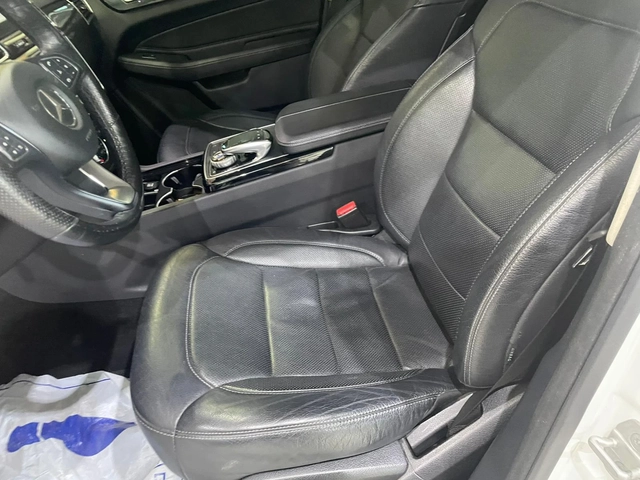 Mercedes-Benz GLE 350 d 4 Matic ! AMG Line ! - автомобили, коли, обяви за нови и употребявани 6