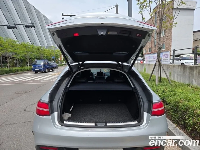 Mercedes-Benz GLE 350 КУПЕ * 360 КАМЕРИ * ДВД * АСИСТ ПАКЕТ * * - автомобили, коли, обяви за нови и употребявани 4