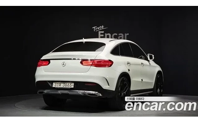 mercedes-benz-gle-350 - 1