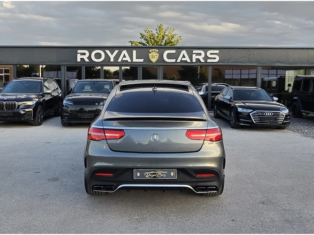 Mercedes-Benz GLE 350 * AMG 6.3 * PANO* Harman Kardon* 360* - автомобили, коли, обяви за нови и употребявани 4