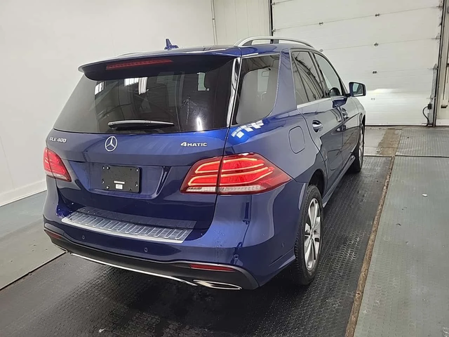 Mercedes-Benz GLE 400 ПОДГРЕВИ * ПАНО * KEYLESS * CARFAX - автомобили, коли, обяви за нови и употребявани 2