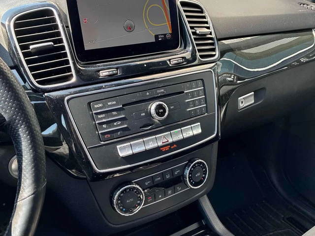 Mercedes-Benz GLE 400 | ПАНОРАМА | 360 | HARMAN KARDON | - автомобили, коли, обяви за нови и употребявани 8