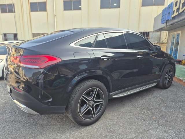 Mercedes-Benz GLE 400 2021* AMG PK* ОБДУХ* HEAD-UP* AIRMATIC* КРАЙНА ЦЕН - автомобили, коли, обяви за нови и употребявани 3