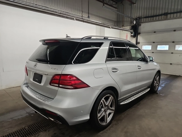 Mercedes-Benz GLE 400 AMG * * 360 CAM * * CARFAX * * АВТО КРЕДИТ * * - автомобили, коли, обяви за нови и употребявани 3