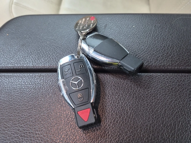 Mercedes-Benz GLE 400 2 КЛЮЧА * СЕРВИЗНА ИСТ * ПАНОРАМА * CARFAX - автомобили, коли, обяви за нови и употребявани 14