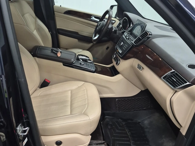 Mercedes-Benz GLE 400 2 КЛЮЧА * СЕРВИЗНА ИСТ * ПАНОРАМА * CARFAX - автомобили, коли, обяви за нови и употребявани 8