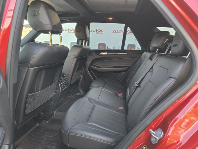 Mercedes-Benz GLE 400 3.0i-333кс/AMG LINE/PANO/KEYLESS/9G/360/CAR PLAY - автомобили, коли, обяви за нови и употребявани 8