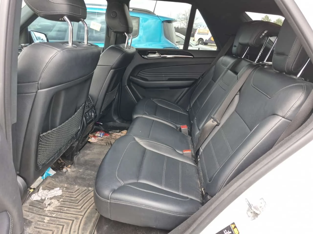 Mercedes-Benz GLE 43 AMG H/K * ПОДГРЕВИ * ПАНО * KEYLESS * CARFAX - автомобили, коли, обяви за нови и употребявани 11