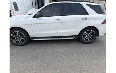 mercedes-benz-gle-43-amg - 1