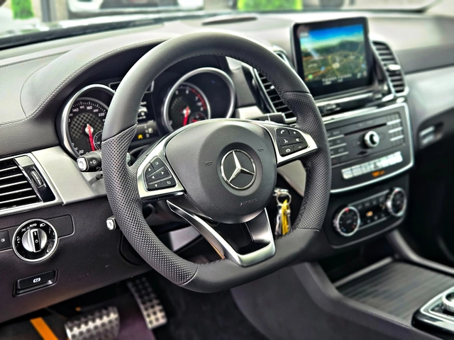 Mercedes-Benz GLE 43 AMG SHADOW/GERMANY/PANO/360CAMERA/CAR PLAY/AMBIENT/LIZ - автомобили, коли, обяви за нови и употребявани 10