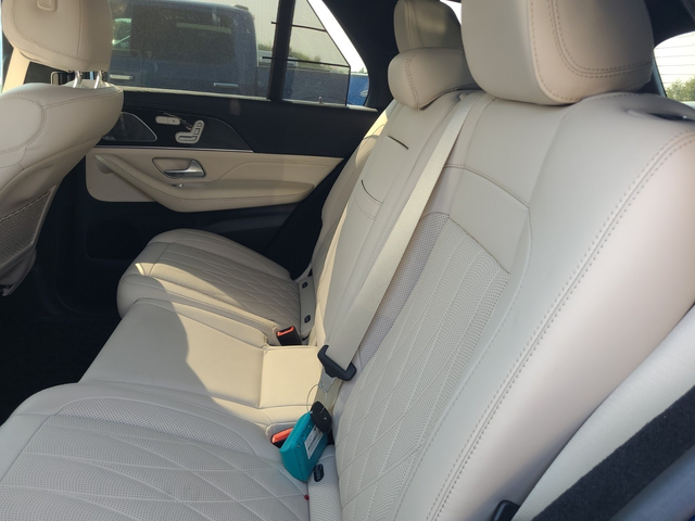 Mercedes-Benz GLE 4L 8cyl AWD - автомобили, коли, обяви за нови и употребявани 11